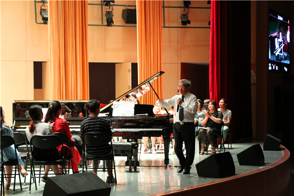 赵晓生先生来公司开展交流活动